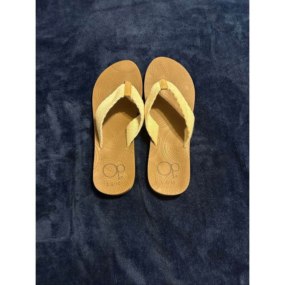 NWOT OP Beige Women's Sandals Size 9-10